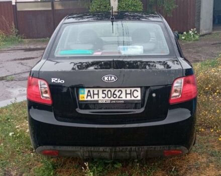 Чорний Кіа Ріо, об'ємом двигуна 1.4 л та пробігом 32 тис. км за 6500 $, фото 3 на Automoto.ua