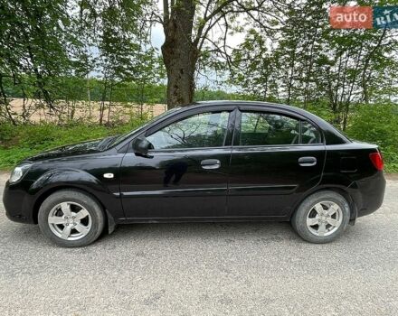 Черный Киа Рио, объемом двигателя 1.4 л и пробегом 91 тыс. км за 4800 $, фото 20 на Automoto.ua