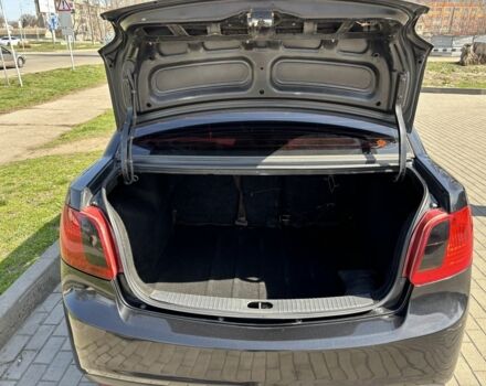 Черный Киа Рио, объемом двигателя 1.4 л и пробегом 290 тыс. км за 4500 $, фото 2 на Automoto.ua