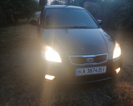 Чорний Кіа Ріо, об'ємом двигуна 1.4 л та пробігом 210 тис. км за 4308 $, фото 4 на Automoto.ua