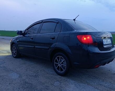 Чорний Кіа Ріо, об'ємом двигуна 1.4 л та пробігом 280 тис. км за 5300 $, фото 3 на Automoto.ua