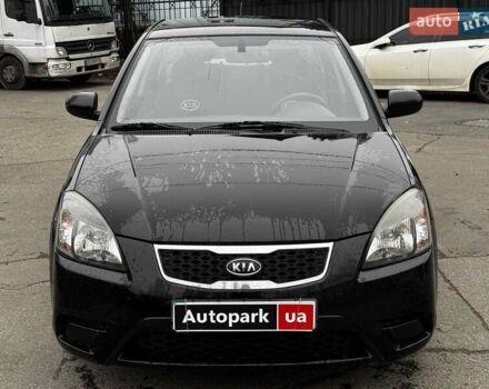 Черный Киа Рио, объемом двигателя 1.4 л и пробегом 151 тыс. км за 6490 $, фото 4 на Automoto.ua