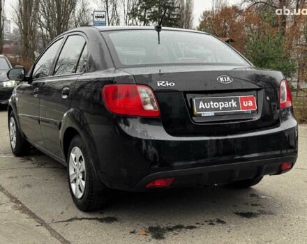 Чорний Кіа Ріо, об'ємом двигуна 1.4 л та пробігом 151 тис. км за 6490 $, фото 15 на Automoto.ua