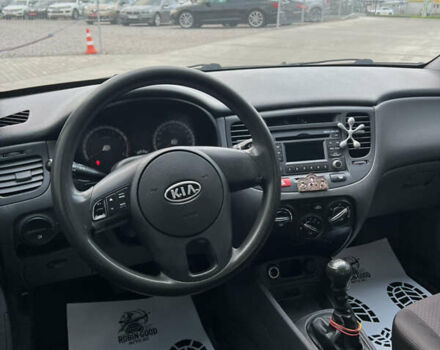 Кіа Ріо 2010 у Белой Церкве на Automoto.ua Чорний Кіа Ріо, об'ємом двигуна 1.4 л та пробігом 248 тис. км за 4250 $, фото 12 на Automoto.ua