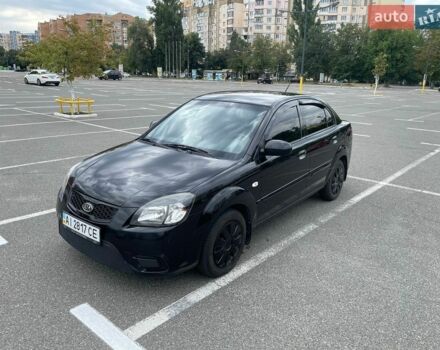 Черный Киа Рио, объемом двигателя 1.4 л и пробегом 179 тыс. км за 5000 $, фото 1 на Automoto.ua