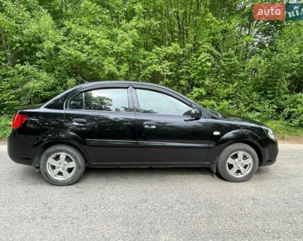 Черный Киа Рио, объемом двигателя 1.4 л и пробегом 91 тыс. км за 4500 $, фото 1 на Automoto.ua