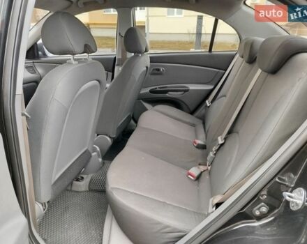 Черный Киа Рио, объемом двигателя 1.5 л и пробегом 155 тыс. км за 5650 $, фото 18 на Automoto.ua