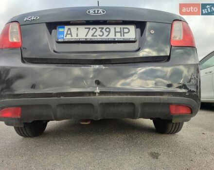 Чорний Кіа Ріо, об'ємом двигуна 1.4 л та пробігом 253 тис. км за 4000 $, фото 8 на Automoto.ua