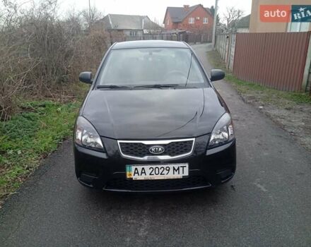 Черный Киа Рио, объемом двигателя 1.4 л и пробегом 186 тыс. км за 4800 $, фото 3 на Automoto.ua