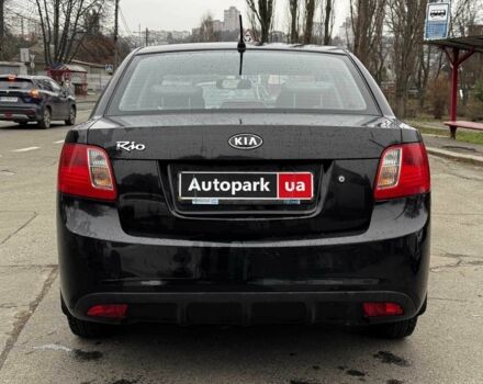 Черный Киа Рио, объемом двигателя 1.4 л и пробегом 151 тыс. км за 6490 $, фото 5 на Automoto.ua