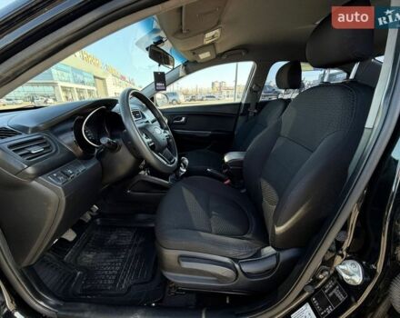 Черный Киа Рио, объемом двигателя 1.4 л и пробегом 162 тыс. км за 7700 $, фото 27 на Automoto.ua