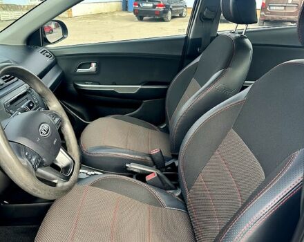 Чорний Кіа Ріо, об'ємом двигуна 1.6 л та пробігом 249 тис. км за 7200 $, фото 3 на Automoto.ua