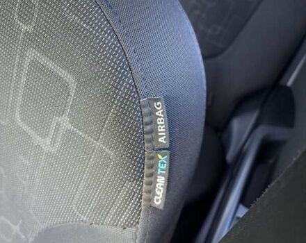 Черный Киа Рио, объемом двигателя 1.59 л и пробегом 231 тыс. км за 7600 $, фото 15 на Automoto.ua