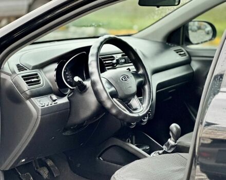 Черный Киа Рио, объемом двигателя 1.4 л и пробегом 180 тыс. км за 5900 $, фото 19 на Automoto.ua