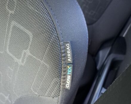 Черный Киа Рио, объемом двигателя 1.6 л и пробегом 231 тыс. км за 7600 $, фото 18 на Automoto.ua