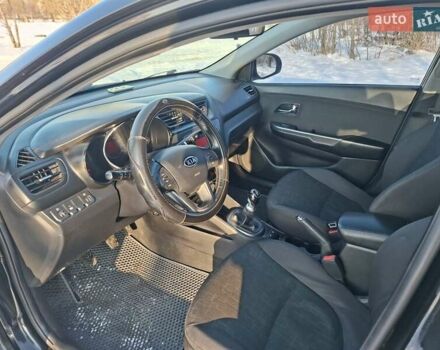 Черный Киа Рио, объемом двигателя 1.59 л и пробегом 231 тыс. км за 7100 $, фото 12 на Automoto.ua