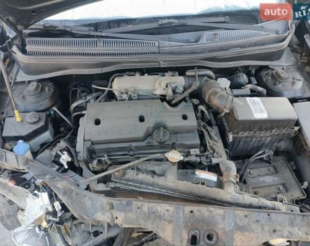 Черный Киа Рио, объемом двигателя 1.4 л и пробегом 160 тыс. км за 2600 $, фото 8 на Automoto.ua