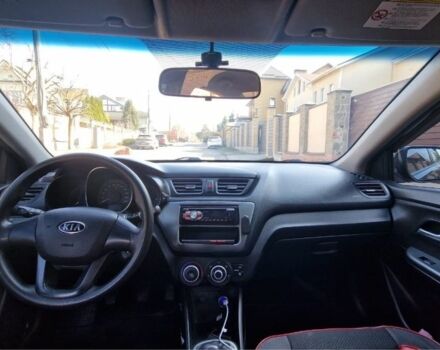 Черный Киа Рио, объемом двигателя 1.4 л и пробегом 180 тыс. км за 6500 $, фото 6 на Automoto.ua