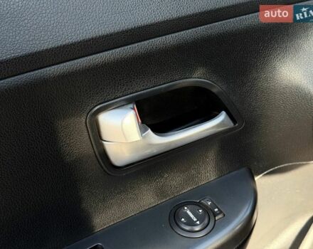 Черный Киа Рио, объемом двигателя 1.4 л и пробегом 162 тыс. км за 7700 $, фото 31 на Automoto.ua