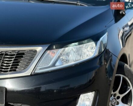 Черный Киа Рио, объемом двигателя 1.4 л и пробегом 162 тыс. км за 7700 $, фото 3 на Automoto.ua