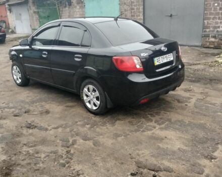Черный Киа Рио, объемом двигателя 1.4 л и пробегом 150 тыс. км за 2550 $, фото 3 на Automoto.ua