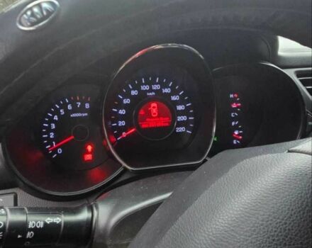 Черный Киа Рио, объемом двигателя 1.6 л и пробегом 231 тыс. км за 5850 $, фото 5 на Automoto.ua