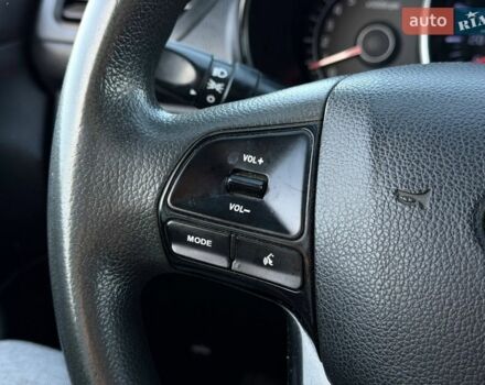 Черный Киа Рио, объемом двигателя 1.4 л и пробегом 162 тыс. км за 7700 $, фото 43 на Automoto.ua