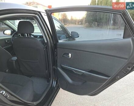 Черный Киа Рио, объемом двигателя 1.59 л и пробегом 231 тыс. км за 7600 $, фото 18 на Automoto.ua