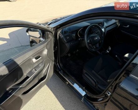 Черный Киа Рио, объемом двигателя 1.4 л и пробегом 162 тыс. км за 7700 $, фото 26 на Automoto.ua