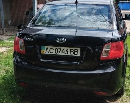 Чорний Кіа Ріо, об'ємом двигуна 1.4 л та пробігом 115 тис. км за 5600 $, фото 2 на Automoto.ua
