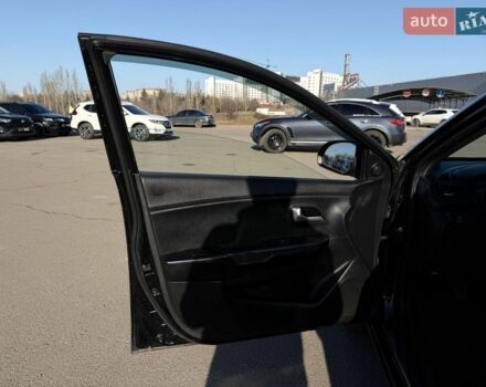 Черный Киа Рио, объемом двигателя 1.4 л и пробегом 162 тыс. км за 7700 $, фото 30 на Automoto.ua