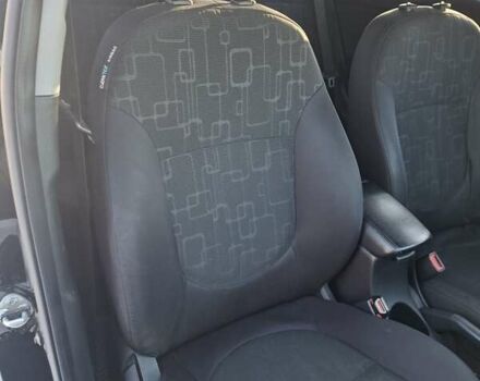 Черный Киа Рио, объемом двигателя 1.59 л и пробегом 231 тыс. км за 7100 $, фото 20 на Automoto.ua