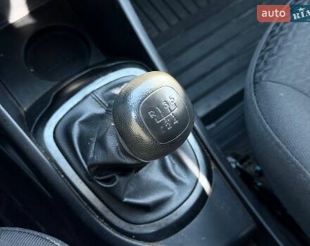 Черный Киа Рио, объемом двигателя 1.4 л и пробегом 162 тыс. км за 7700 $, фото 50 на Automoto.ua