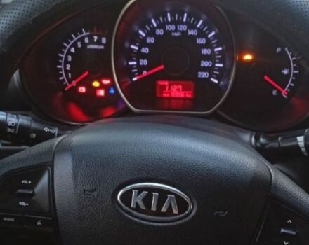 Чорний Кіа Ріо, об'ємом двигуна 1.4 л та пробігом 160 тис. км за 6900 $, фото 5 на Automoto.ua