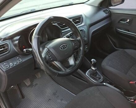 Черный Киа Рио, объемом двигателя 1.6 л и пробегом 231 тыс. км за 7600 $, фото 15 на Automoto.ua