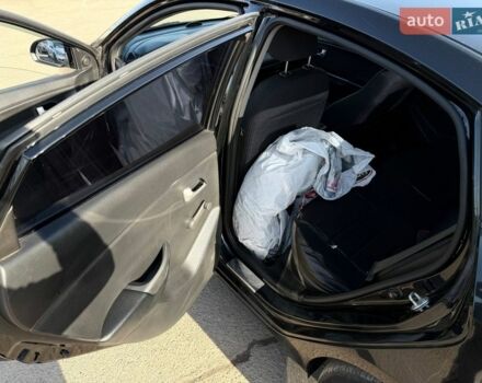 Черный Киа Рио, объемом двигателя 1.4 л и пробегом 162 тыс. км за 7700 $, фото 28 на Automoto.ua