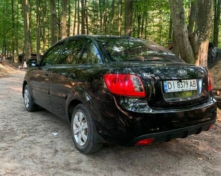 Чорний Кіа Ріо, об'ємом двигуна 1.4 л та пробігом 275 тис. км за 4000 $, фото 3 на Automoto.ua