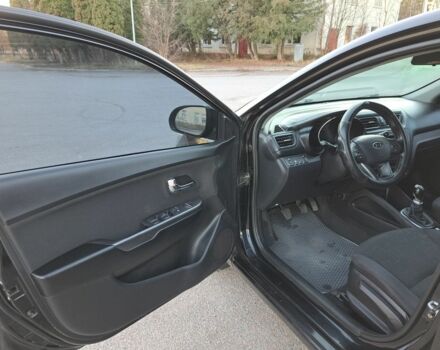 Черный Киа Рио, объемом двигателя 1.6 л и пробегом 231 тыс. км за 7600 $, фото 14 на Automoto.ua