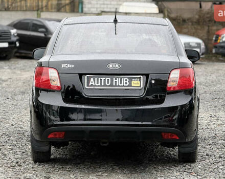 Черный Киа Рио, объемом двигателя 1.4 л и пробегом 100 тыс. км за 5000 $, фото 9 на Automoto.ua