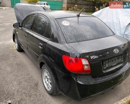 Чорний Кіа Ріо, об'ємом двигуна 1.4 л та пробігом 160 тис. км за 2600 $, фото 2 на Automoto.ua