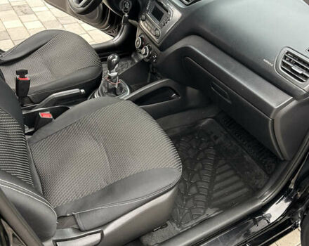 Черный Киа Рио, объемом двигателя 1.4 л и пробегом 111 тыс. км за 7500 $, фото 13 на Automoto.ua