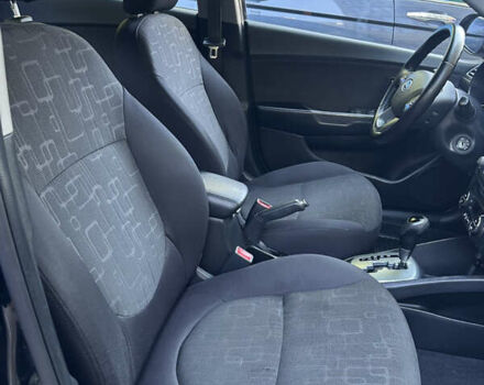 Черный Киа Рио, объемом двигателя 1.6 л и пробегом 101 тыс. км за 7450 $, фото 12 на Automoto.ua