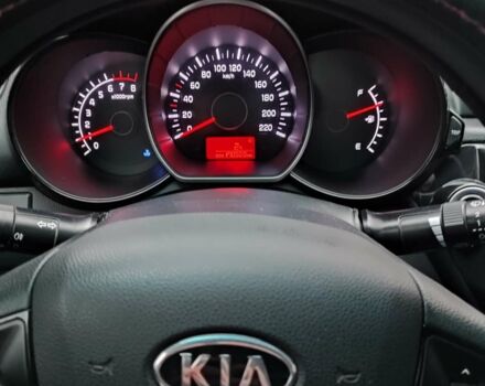 Чорний Кіа Ріо, об'ємом двигуна 1.4 л та пробігом 170 тис. км за 8500 $, фото 3 на Automoto.ua
