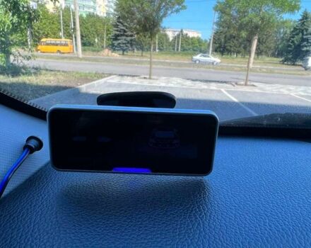 Чорний Кіа Ріо, об'ємом двигуна 1.4 л та пробігом 102 тис. км за 7394 $, фото 3 на Automoto.ua