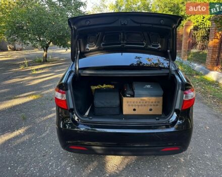 Чорний Кіа Ріо, об'ємом двигуна 1.4 л та пробігом 165 тис. км за 7900 $, фото 33 на Automoto.ua