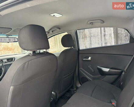 Черный Киа Рио, объемом двигателя 1.4 л и пробегом 155 тыс. км за 7500 $, фото 32 на Automoto.ua