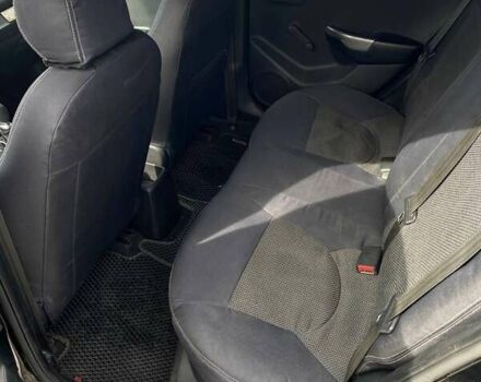 Черный Киа Рио, объемом двигателя 1.4 л и пробегом 92 тыс. км за 6999 $, фото 6 на Automoto.ua
