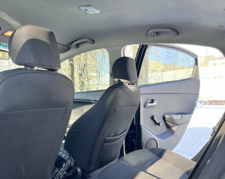Чорний Кіа Ріо, об'ємом двигуна 1.4 л та пробігом 245 тис. км за 7600 $, фото 21 на Automoto.ua