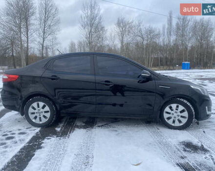Черный Киа Рио, объемом двигателя 1.59 л и пробегом 250 тыс. км за 6900 $, фото 3 на Automoto.ua
