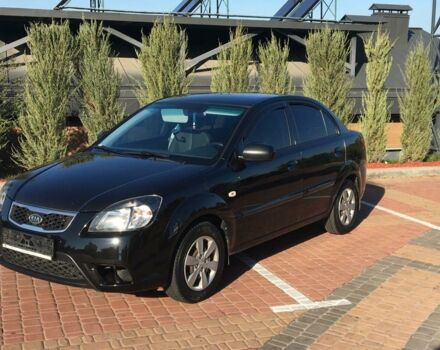 Черный Киа Рио, объемом двигателя 1.4 л и пробегом 189 тыс. км за 7700 $, фото 1 на Automoto.ua
